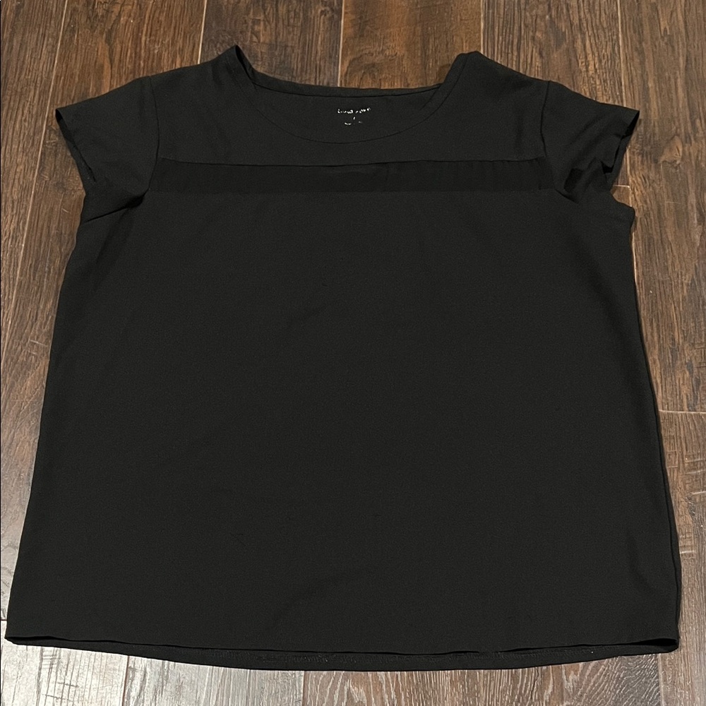 Elegant Black Short Sleeve Top